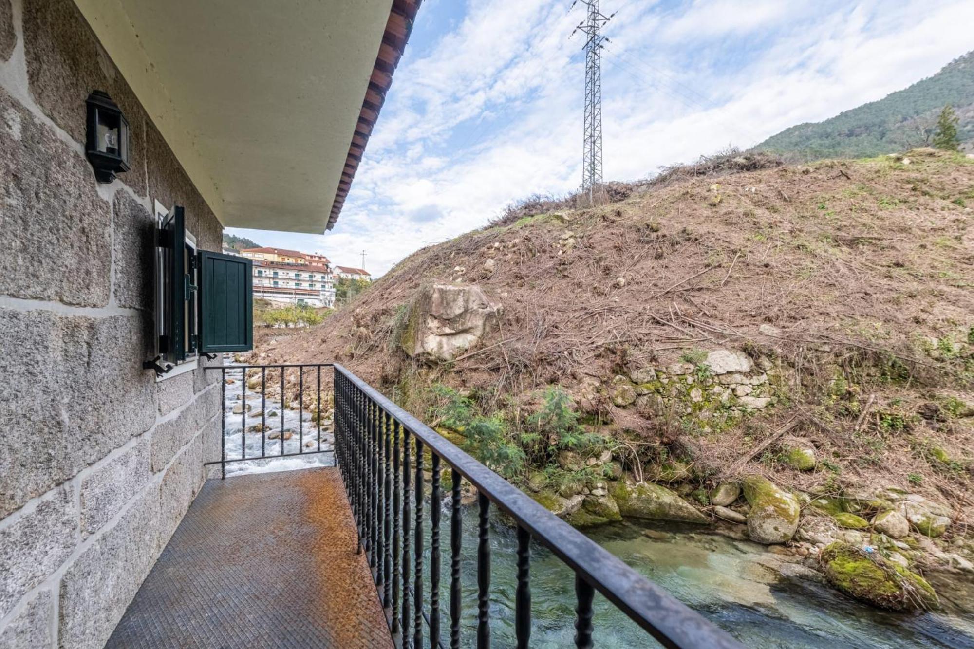 O Pimpao Hotel Герес Екстериор снимка