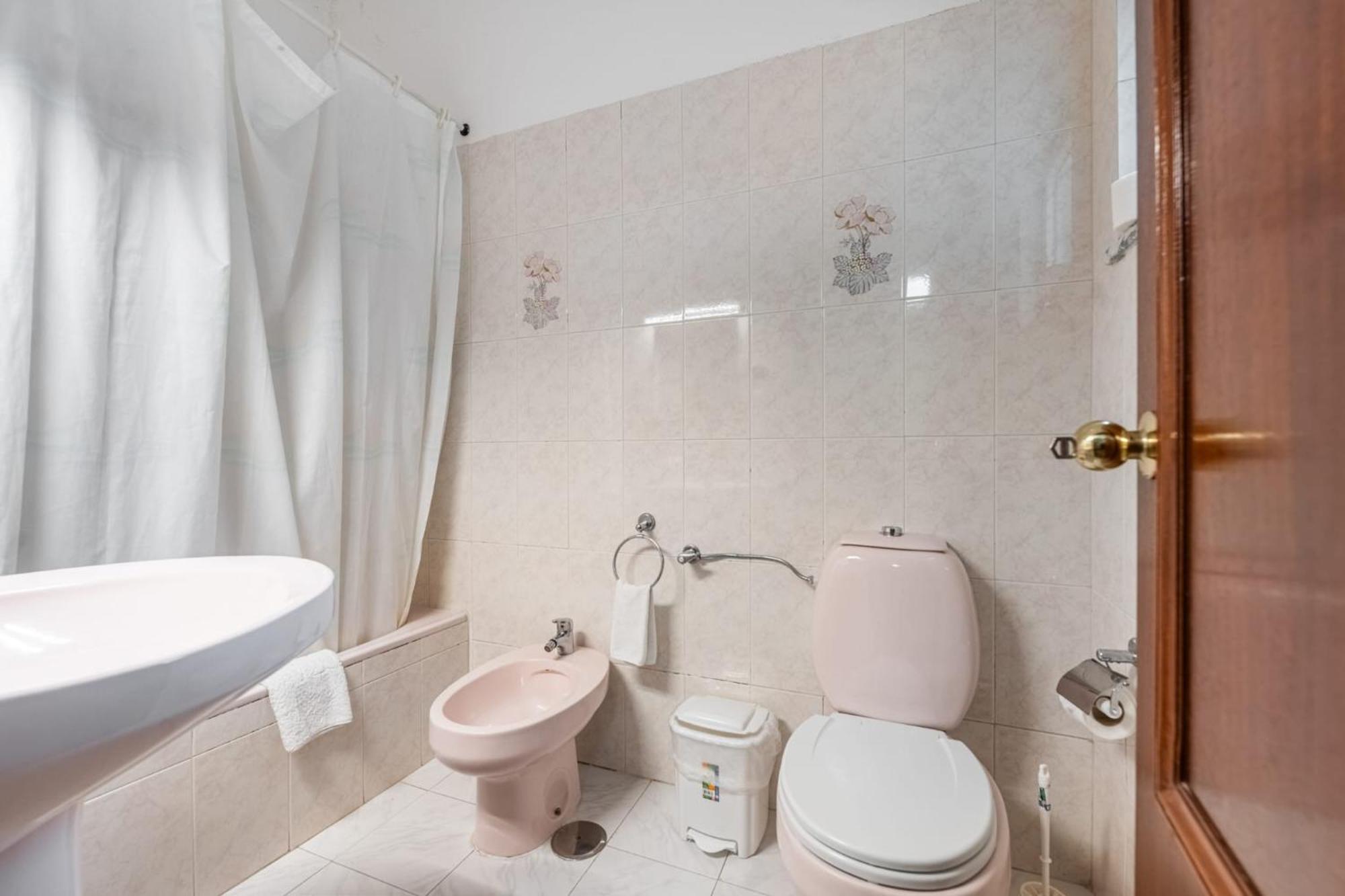 O Pimpao Hotel Герес Екстериор снимка